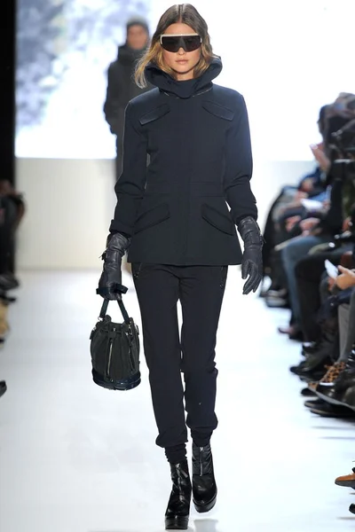 Look 26